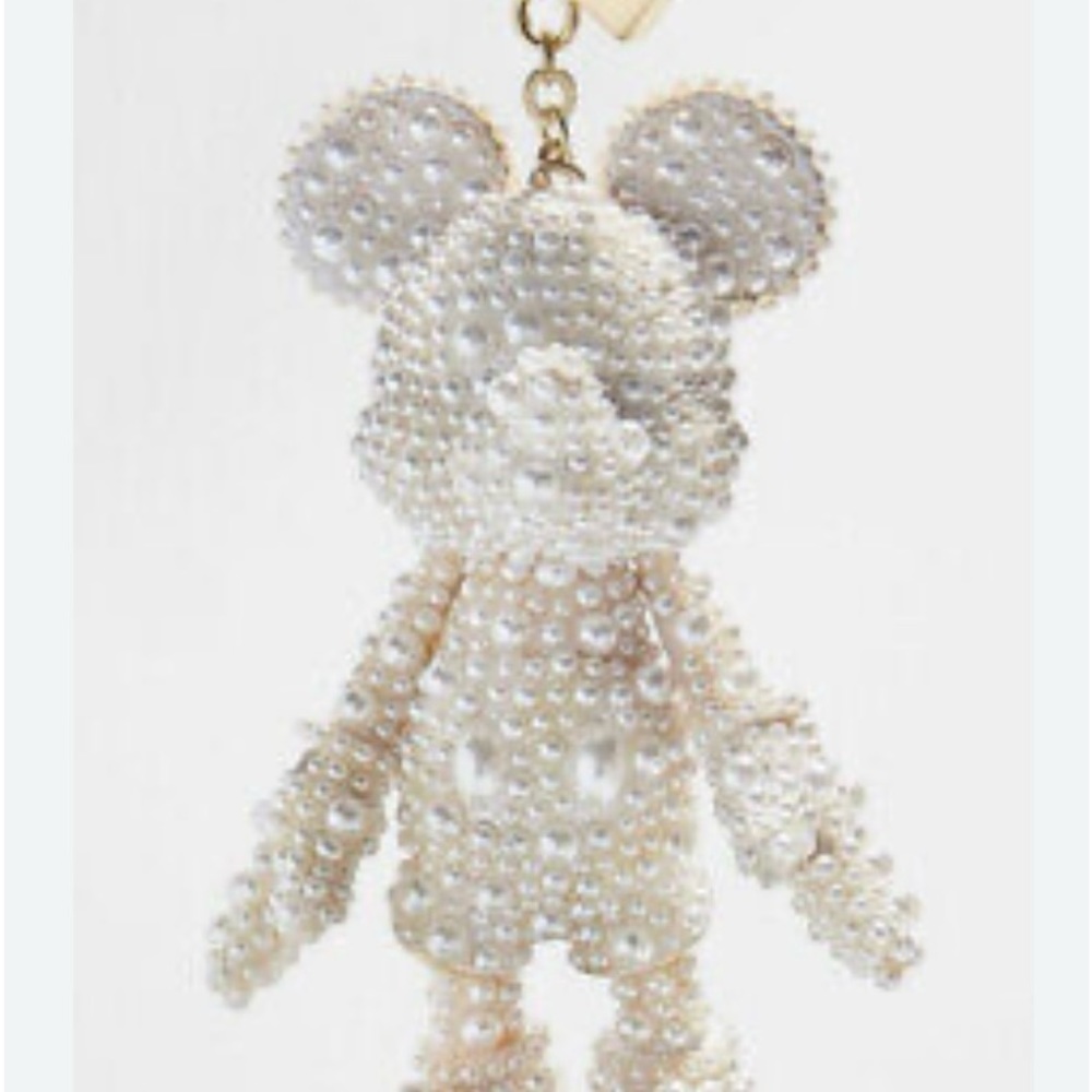 NEW BaubleBar x Disney Mickey Pearl Bag Charm - Picture 2 of 12